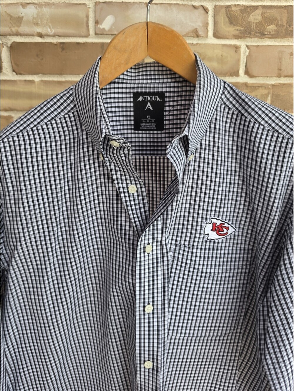 Kansas City Chiefs Antigua Men’s XL Black White Check Button Down Shirt NFL